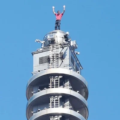 US Climber Alex Honnold Scales Taipei 101 in Live Netflix Free-Solo Climb Without Ropes {VIDEO}