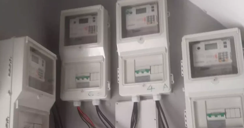 FG Prohibits Meter Installation Fees, Warns of Prosecution