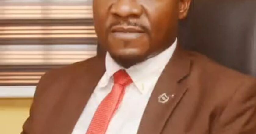 Moment Edo LGA chairman was  impeached and booed out of office {VIDEO}