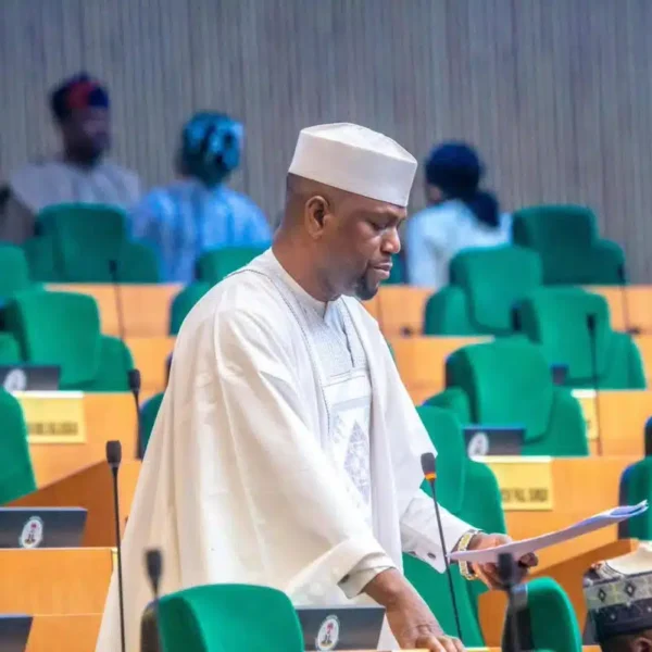 BREAKING : PDP Lawmaker Defects to APC