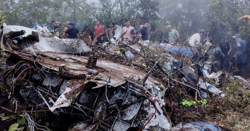 JUST IN : Plane crash k!lls Colombian lawmaker and 14 others
