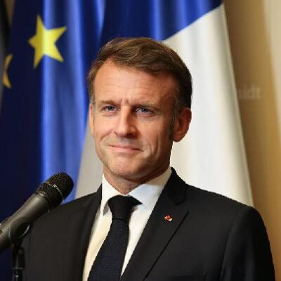 Macron Applauds US Supreme Court Over Tariff Decision, Highlights Importance of Democratic Oversight
