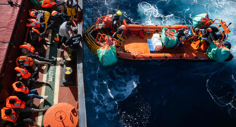 SAD : 53 migrants feared d3ad, two Nigerian women rescued as boat capsizes off Libya
