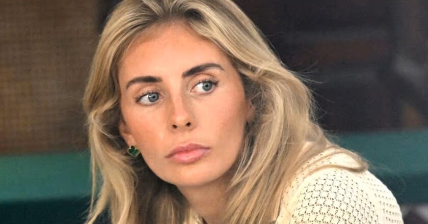 P0rn star Bonnie Blue charged with outraging public decency