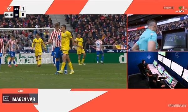 Footballer star sent off for ‘pinching opponent’s g3nitals’ (video)