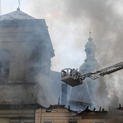 Ukraine hits major Russian port in 400-drone barrage