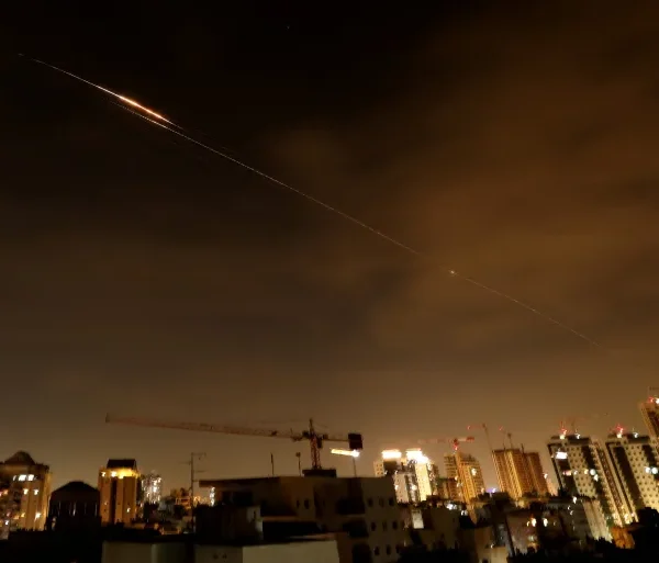 Iran Launches Fresh Missile Barrage on Israel, Rejects Donald Trump’s Negotiation Claims as ‘Fake News’