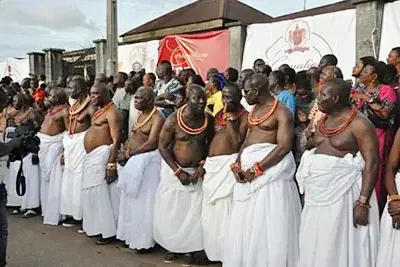 Benin Traditional Council Sanctions Chief, Queen Over Unauthorized Palace Visit by Peller