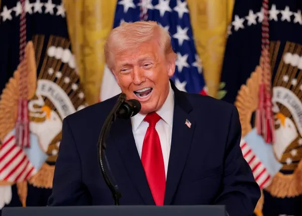 Trump deploys 5,000 US Marines to Strait of Hormuz