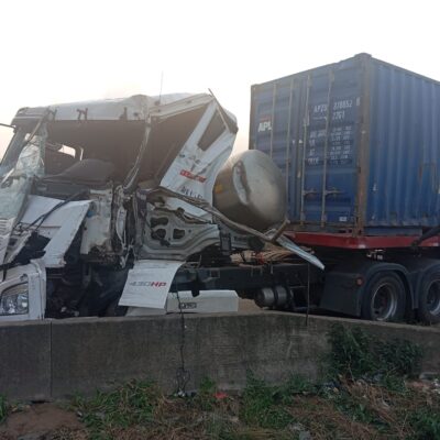 BREAKING : Trucks collide on Lagos-Ibadan Expressway, two injured