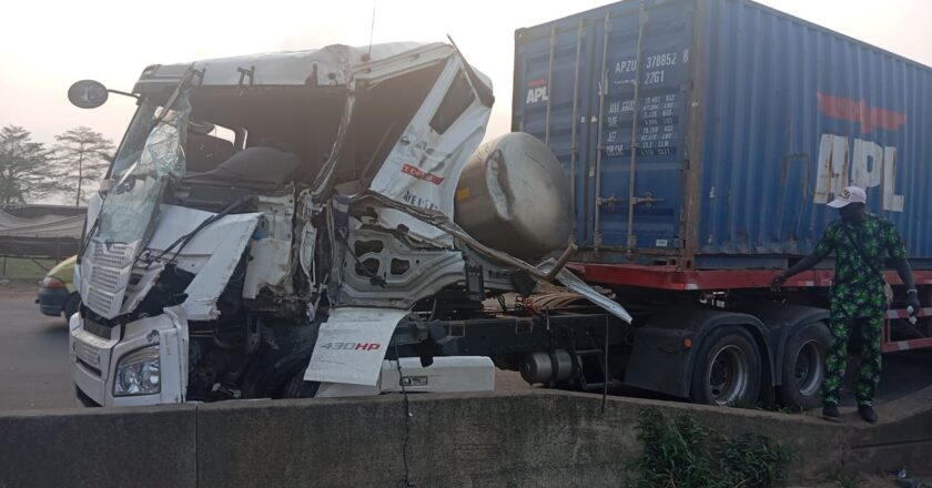 BREAKING : Trucks collide on Lagos-Ibadan Expressway, two injured