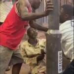 Monent Man caught on video trying to lure child hawker with ₦1,000 for sex {VIDEO}