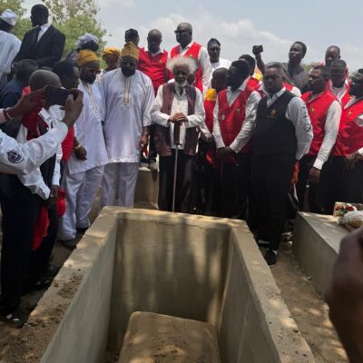 How Soyinka Led Pyrates Confraternity in Giving Jeyifo a Befitting Burial {VIDEO}