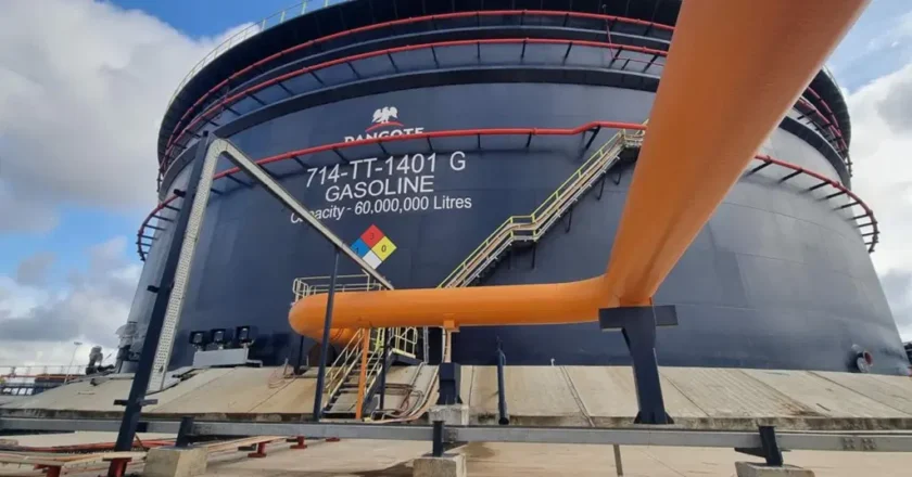 Marketers say Petrol would have reached N1,500 without Dangote refinery