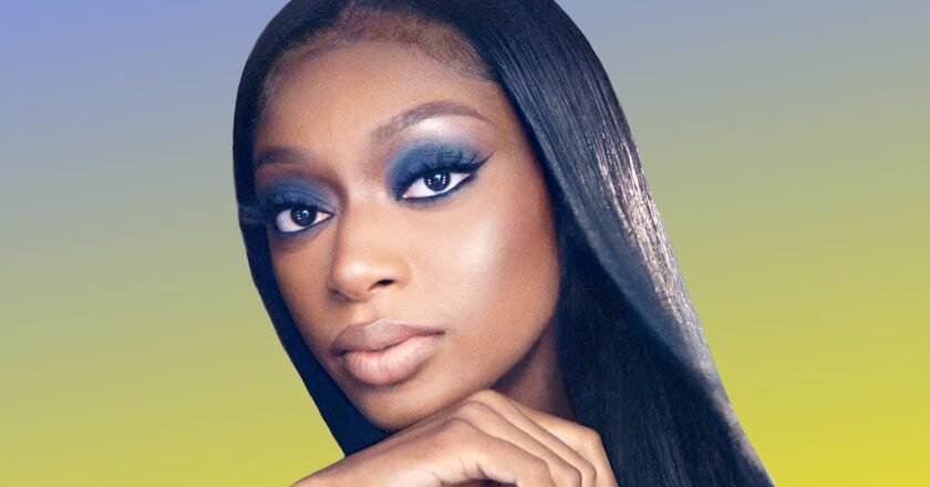 YouTuber Kayla Nicole Jones sued by hairstylist for ass@ult