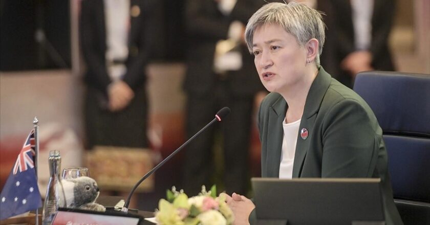 Australia orders all ‘non-essential’ officials to leave Israel and UAE