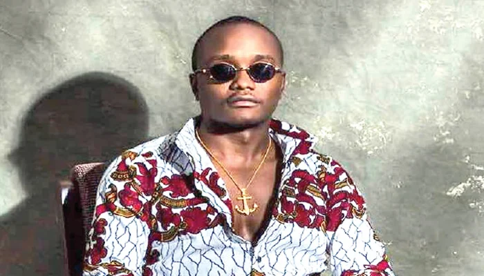 Any man who apologizes to woman deserves to suffer – Brymo