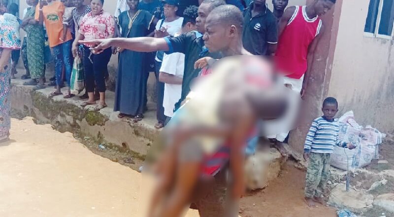Reaction as Lagos couple beat adopted daughter to d£ath