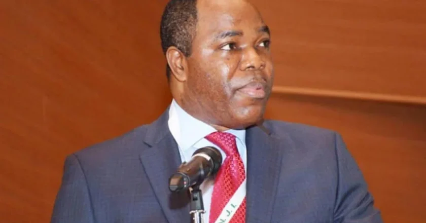 EFCC detains ex-Skye Bank chairman, Tunde Ayeni, over alleged N36bn, $30m fraud