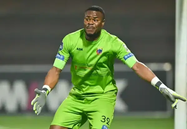 Stanley Nwabali Criticises Standard of West African Leagues