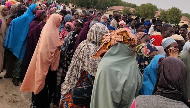 497 stranded Nigerians arrive Kano from Niger Republic Report says