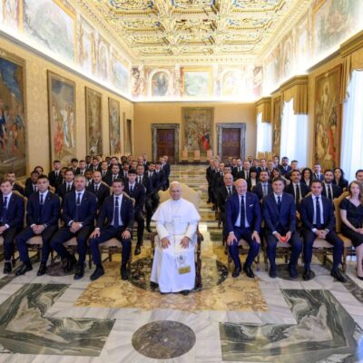Pope Leo meets Serie A champions Inter Milan at the Vatican (Photos)