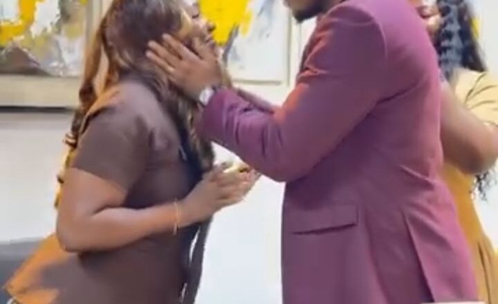 No bridal train, groomsmen, cake, fireworks, music – Nigerian pastor says as he conducts wedding inside his office (video)