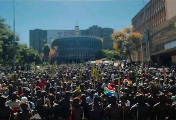 Thousands of South Africa’s hits major cities to protest against immigration {VIDEO}