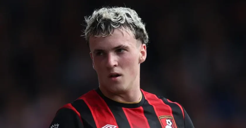 Bournemouth suspend Alex Jimenez for alleged messages to underage girl