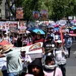 Reaction as Mexican teachers threaten World Cup protests over salary proposal