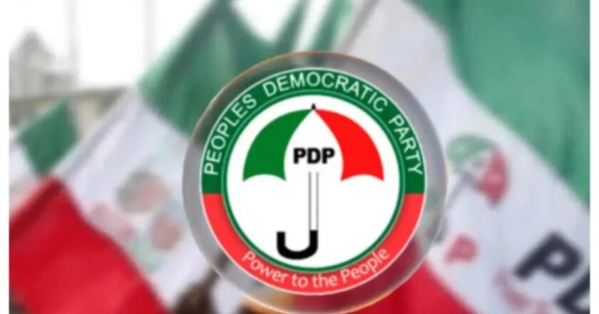 BREAKING: Fresh Wave Of Defections Rocks Oyo PDP As Makinde Allies Exit Party
