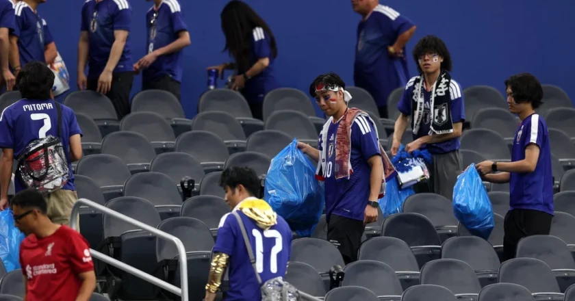 Japanese Fans Praised for Cleaning Stadium After Match {VIDEO}
