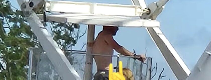 Couple caught ‘having s£x’ on Ferris wheel in front of stunned festival-goers {VIDEO}