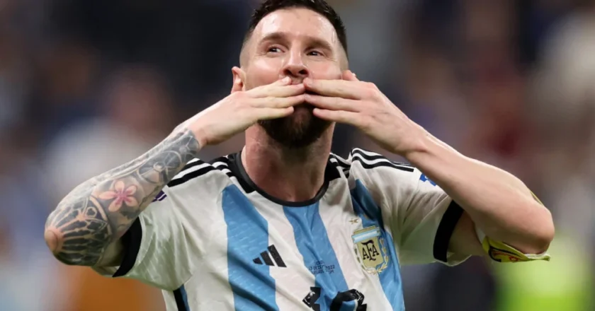 Messi sets World Cup scoring record with 17th goal