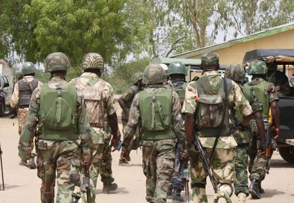 FG Weighs Plan to Embed Journalists in Military Operations