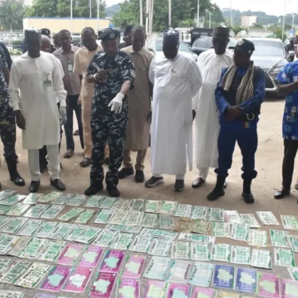 Police bust network producing fake diplomatic, govt number plates bearing ‘Presidency’, ‘Senator’, others in Abuja
