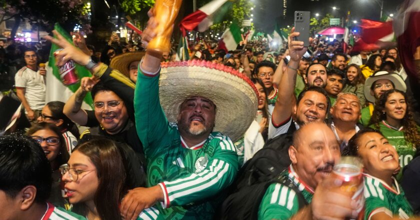 Three people die in mass fans celebrations in Mexico City after World Cup victory