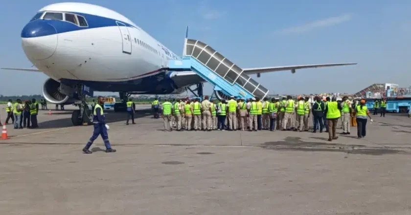 FG Announces Fresh Evacuation of Nigerians From South Africa as Xenophobic Attacks Persist