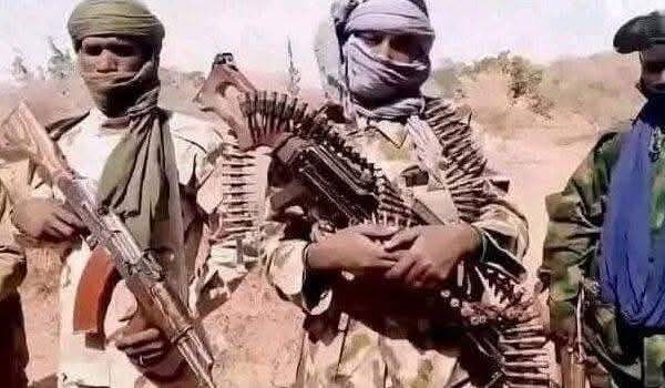 Gunmen Kill AAU Student, Abduct Palace Secretary, Four Others In Edo