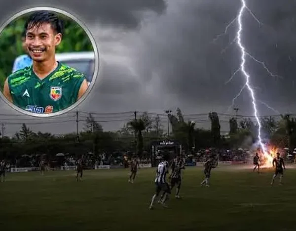 Moment 24-year-old footballer di£s after being struck by lightning during a match {VIDEO}