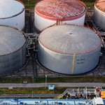 Oil Prices Surge 5% as US-Iran Disagreement Gridlocks Strait of Hormuz