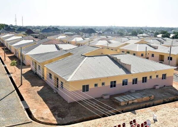 CBN : More Nigerians Are Taking Loans to Build Houses